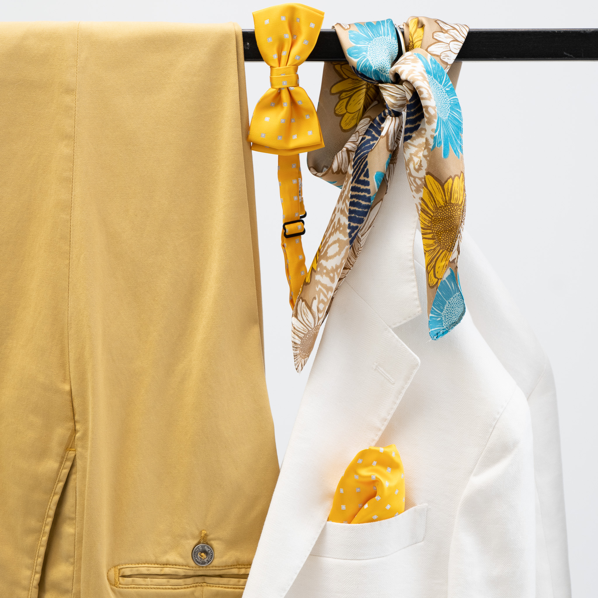 Collezione Estate: abito su misura in tessuto leggero, look 1