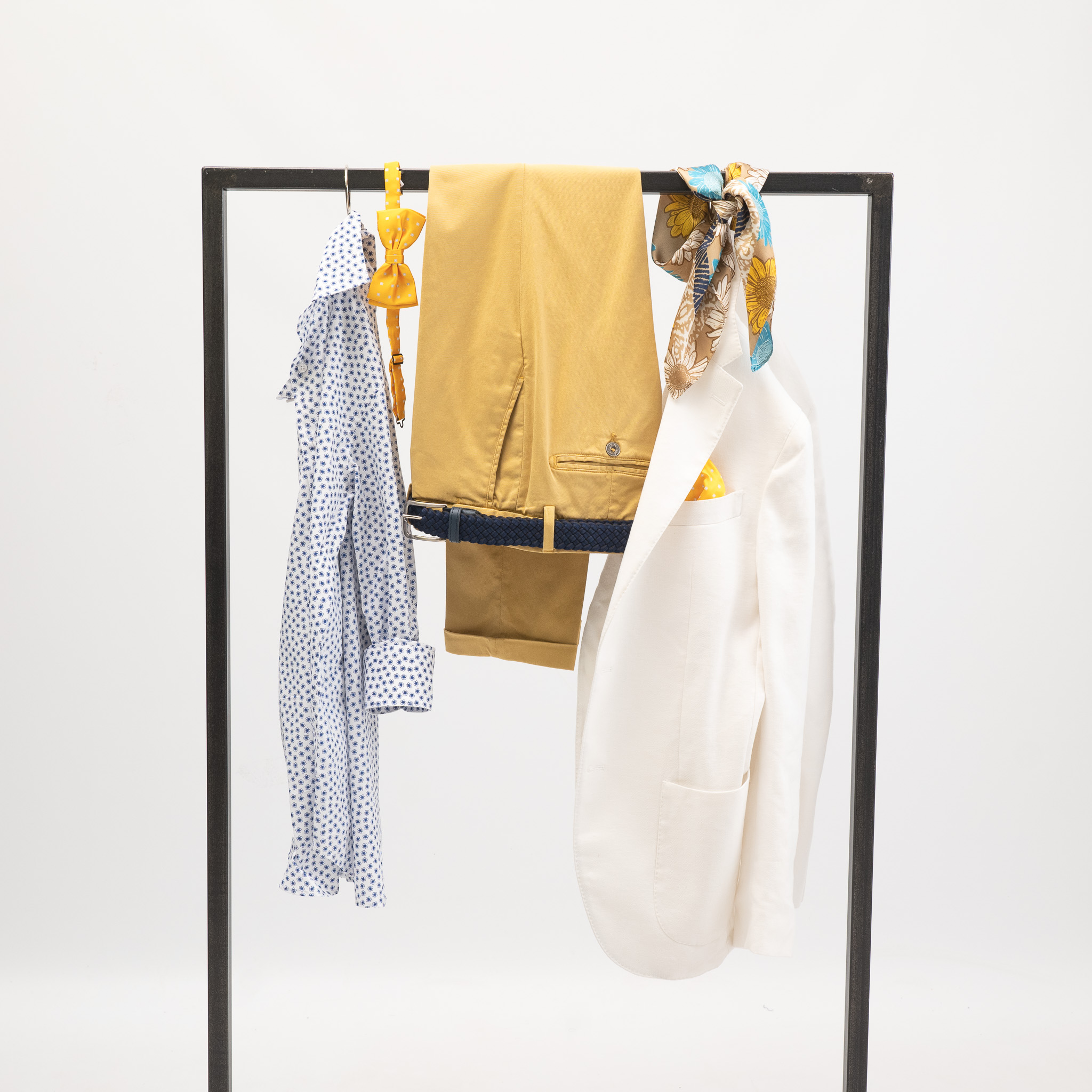 Collezione Estate: abito su misura in tessuto leggero, look 11